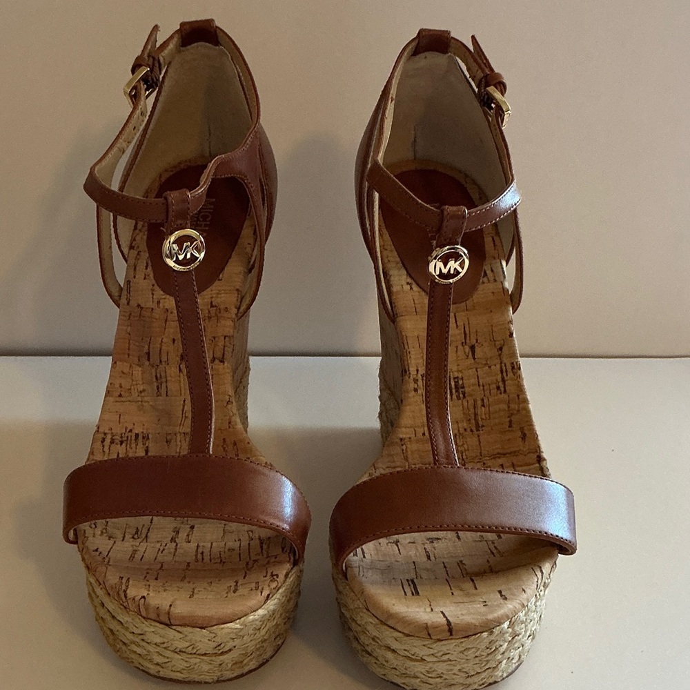 Michael Kors kerri Tan Leather Wedges